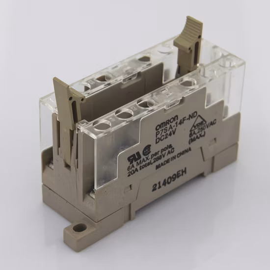 Original and New Omrom P7SA-10f-ND Relay Connection Socket